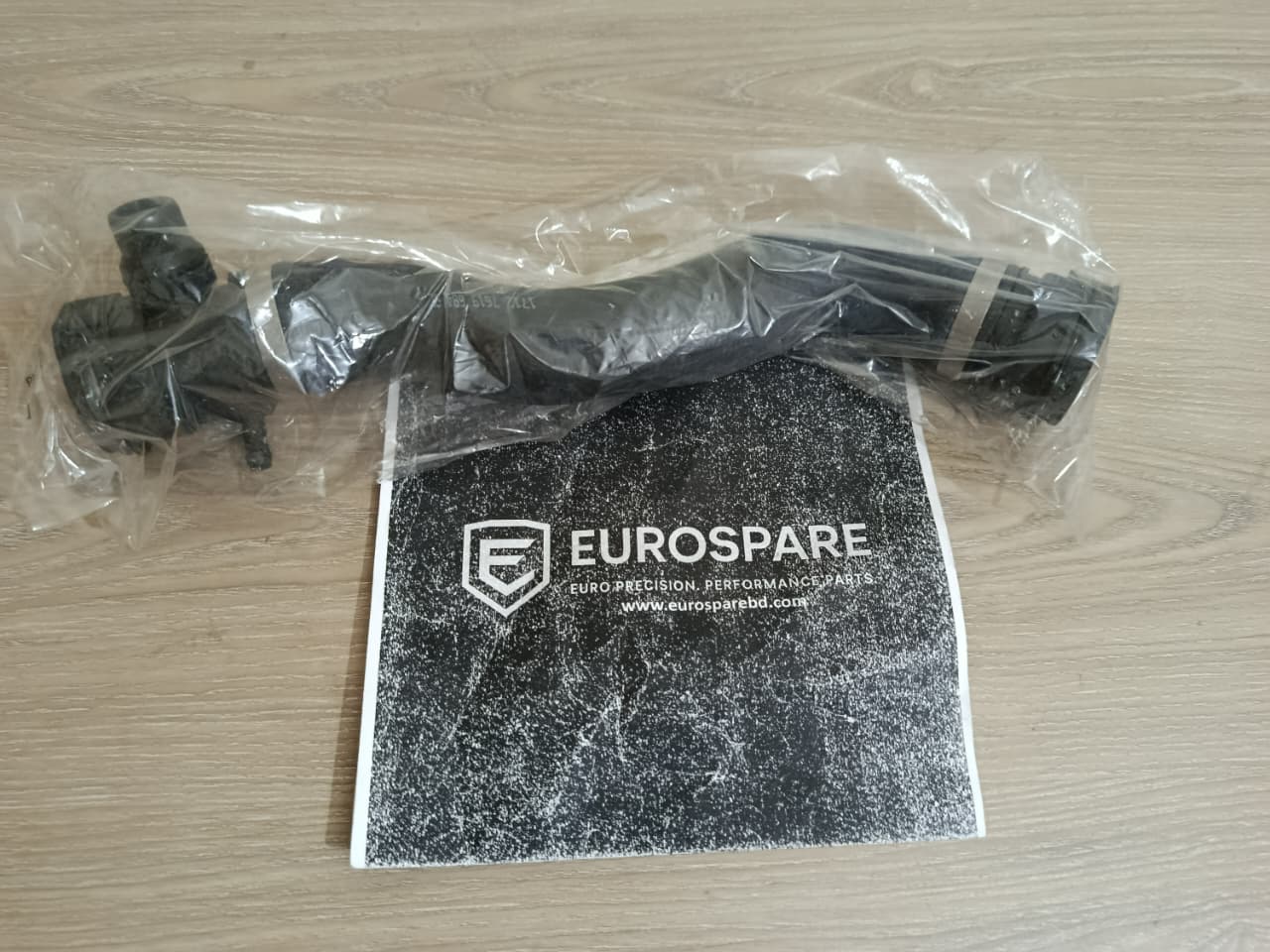 Radiator Hose (Upper) – BMW 5 Series F10/F11 520i/528i (2010–2016), BMW X3 F25 20i/28i (2011–2017) – Part 17127619684